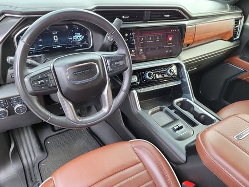 Used 2024 GMC Sierra 2500 Denali Ultimate w/ Max Trailering Package image 11