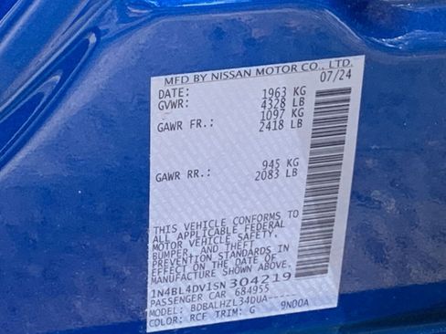 Used 2025 Nissan Altima 2.5 SV image 10