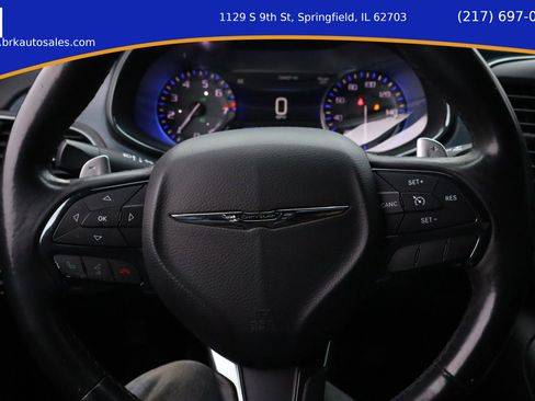 Used 2015 Chrysler 200 S w/ Navigation & Sound Group I image 21