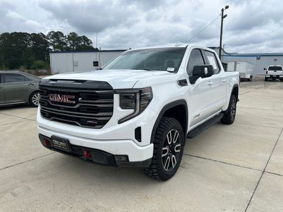 Used 2025 GMC Sierra 1500 AT4 w/ AT4 Premium Package