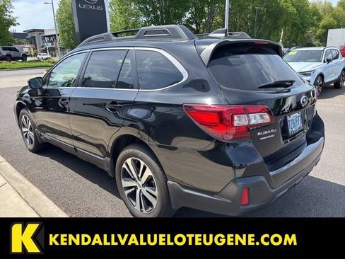 Used 2019 Subaru Outback 3.6R Limited AWD/4WD image 3