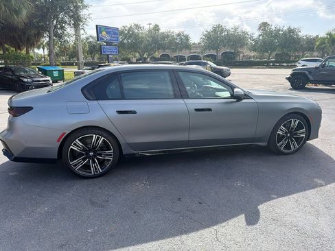 Used 2023 BMW 760i xDrive w/ Executive Package AWD/4WD image 6