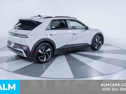 Used 2025 Hyundai Ioniq 5 SEL image 10