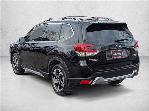 Used 2024 Subaru Forester Touring image 7