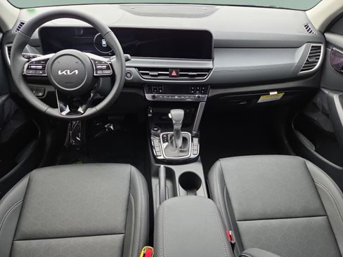 New 2026 Kia Seltos EX image 10