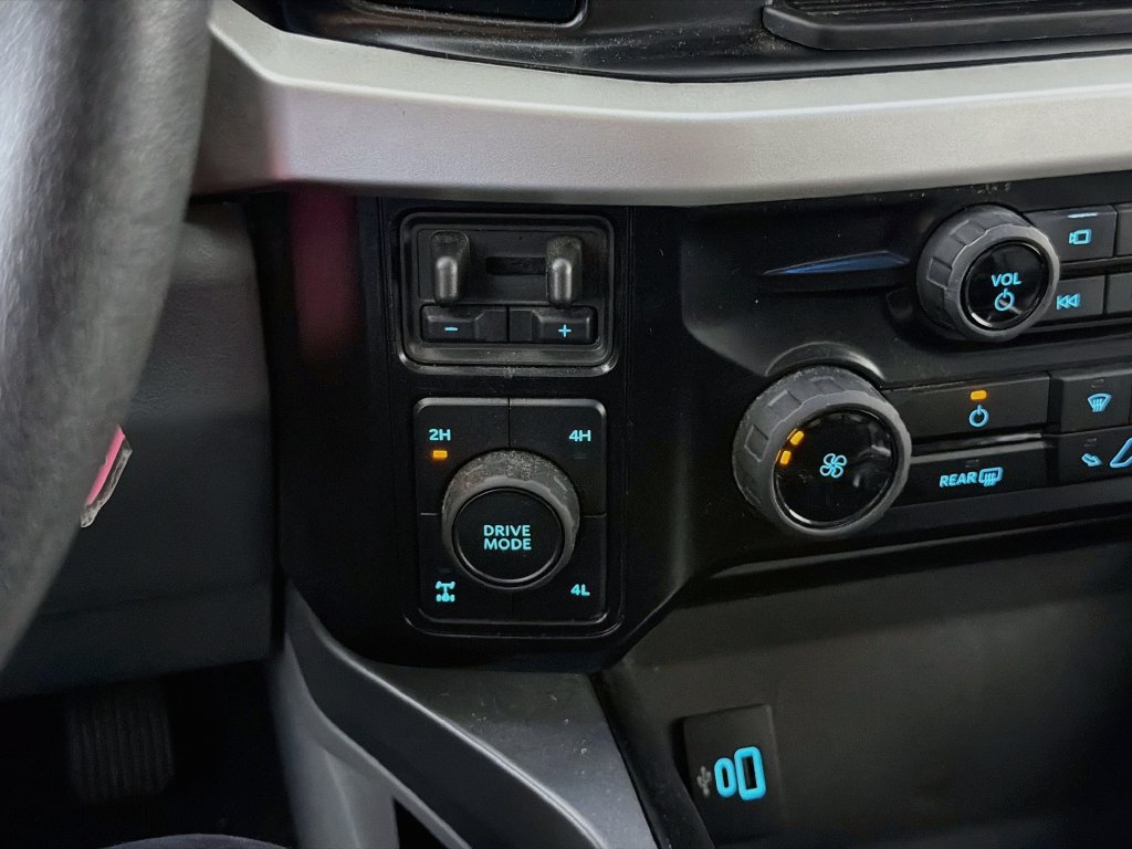 Used 2025 Ford F250 XLT w/ 360-Degree Camera Package AWD/4WD image 34
