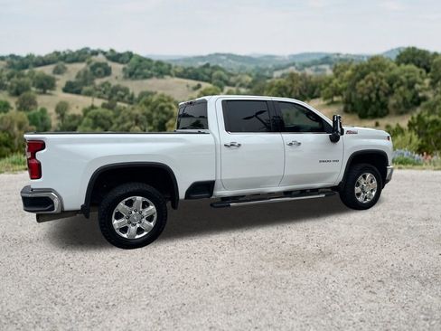 Used 2020 Chevrolet Silverado 3500 LTZ AWD/4WD image 11