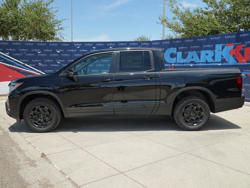 Used 2025 Honda Ridgeline TrailSport+ image 10