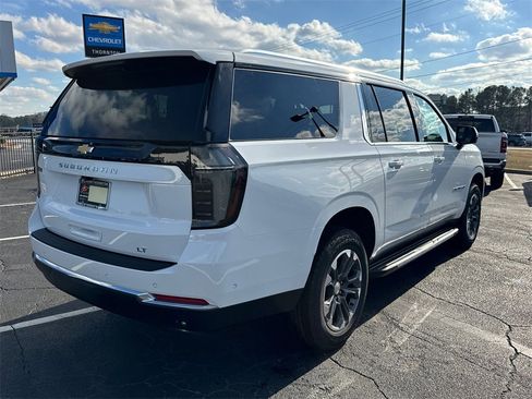 New 2026 Chevrolet Suburban LT w/ Comfort Package image 6