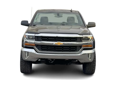 Used 2018 Chevrolet Silverado 1500 LT w/ LT Convenience Package image 3