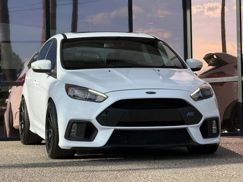 Used 2016 Ford Focus RS image 18