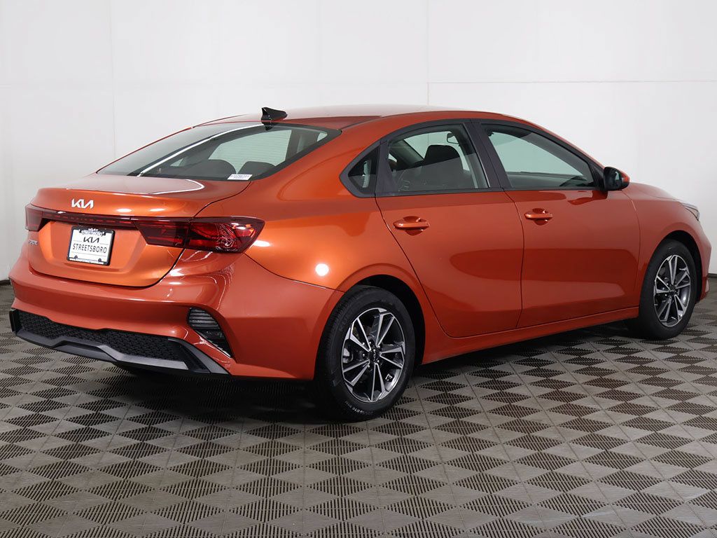 Certified 2023 Kia Forte LXS FWD image 8
