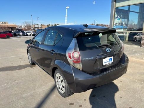 Used 2012 Toyota Prius C Three image 7