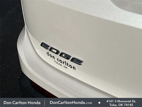 Used 2018 Ford Edge SEL w/ Equipment Group 201A image 6