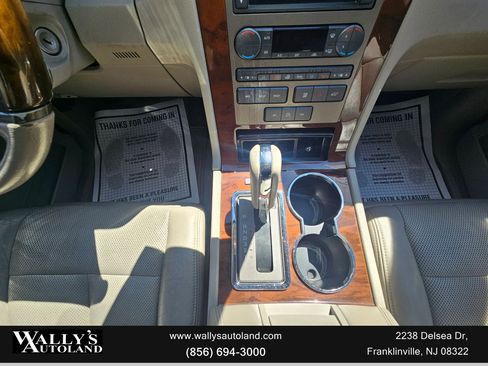 Used 2013 Lincoln Navigator L 4WD w/ HD Trailer Tow Pkg image 17