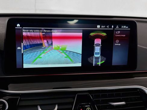 Used 2023 BMW 530i xDrive w/ Premium Package AWD/4WD image 14