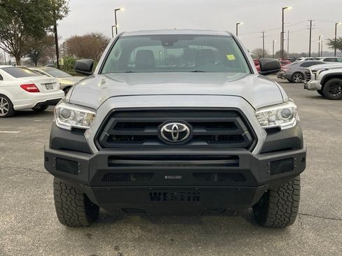 Used 2020 Toyota Tacoma SR image 2