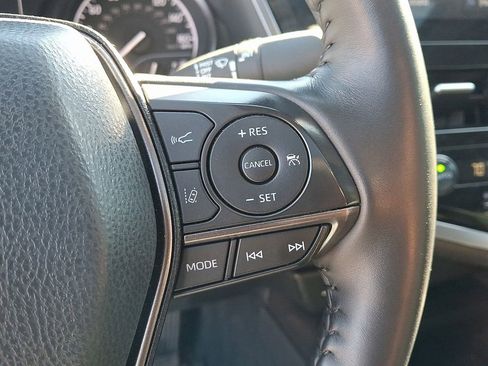 Used 2024 Toyota Camry SE w/ Cold Weather Package FWD image 22