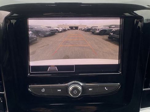 Used 2020 Chevrolet Traverse LS image 24