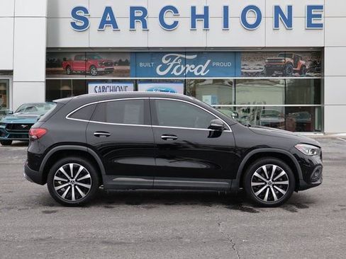 Used 2023 Mercedes-Benz GLA 250 4MATIC image 2