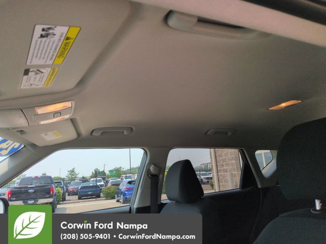 Used 2024 Kia Soul LX w/ Option Group 015 FWD image 23