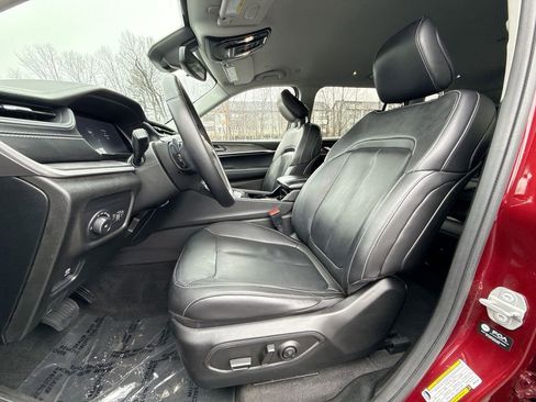 Used 2021 Jeep Grand Cherokee L Limited image 13