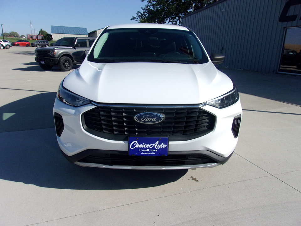 Used 2023 Ford Escape Active AWD/4WD image 7