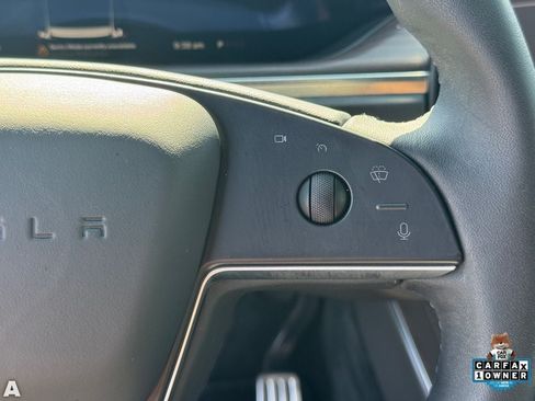 Used 2025 Tesla Model X AWD/4WD image 23