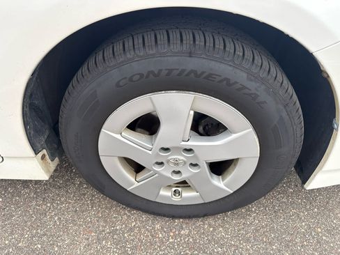 Used 2010 Toyota Prius Three FWD image 16