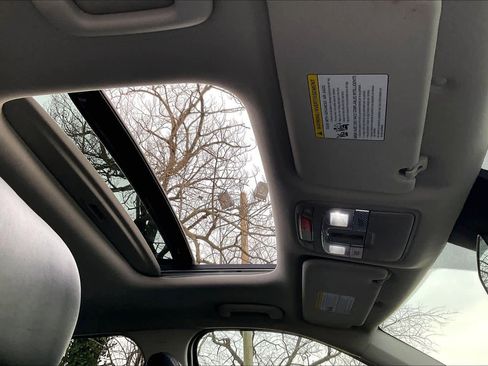 Used 2023 Kia Telluride S w/ S Sunroof Package image 13