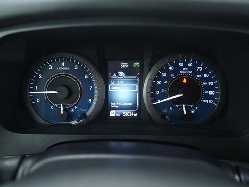 Used 2020 Toyota Sienna XLE image 28