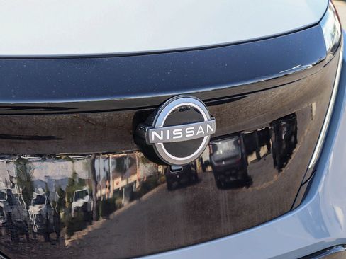 Used 2024 Nissan Ariya FWD image 11