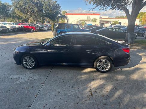 Used 2019 Honda Accord LX image 9