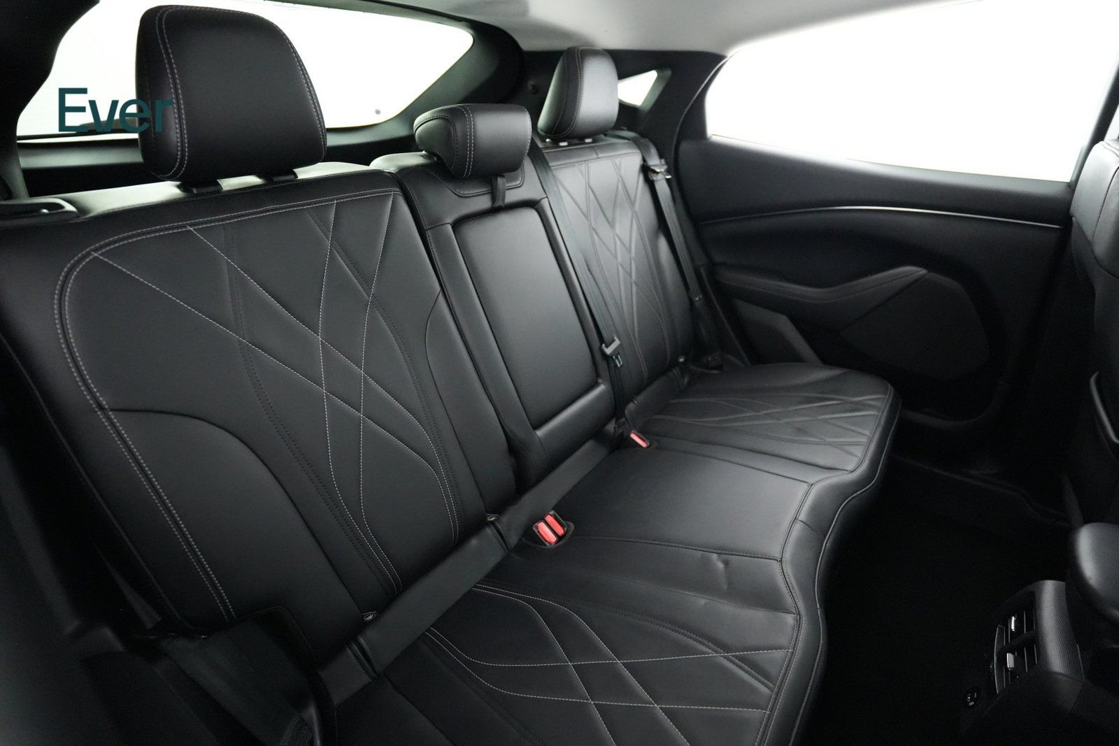 Used 2021 Ford Mustang Mach-E Select RWD image 5