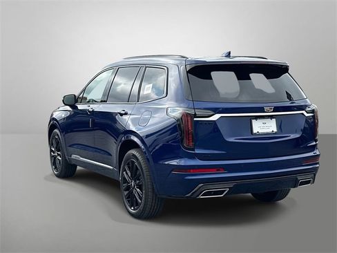 Used 2025 Cadillac XT6 Sport w/ Technology Package image 16