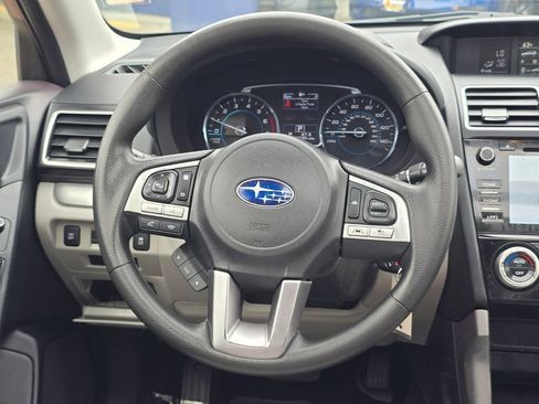 Used 2017 Subaru Forester 2.5i Premium AWD/4WD image 18