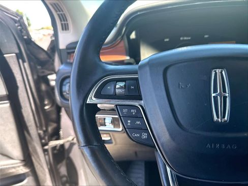 Used 2021 Lincoln Nautilus Reserve w/ Equipment Group 201A AWD/4WD image 14