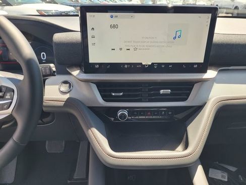New 2026 Ford Explorer Active AWD/4WD image 10