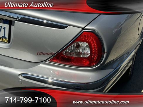 Used 2004 Jaguar XJ8 image 10