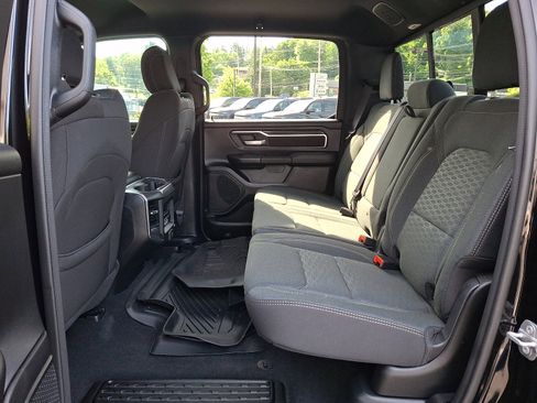 Used 2025 RAM 1500 Big Horn AWD/4WD image 10