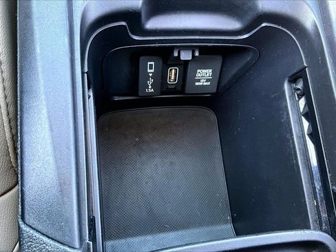Used 2018 Honda CR-V EX-L image 16