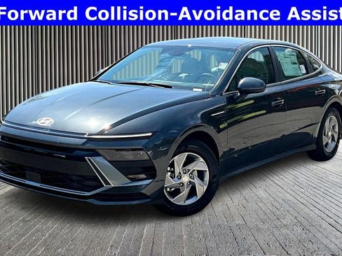 New 2026 Hyundai Sonata SE FWD image 2