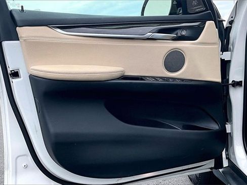 Used 2018 BMW X5 xDrive35i w/ Driving Assistance Package image 18