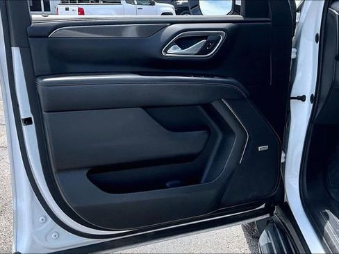 Used 2022 GMC Yukon AT4 AWD/4WD image 20