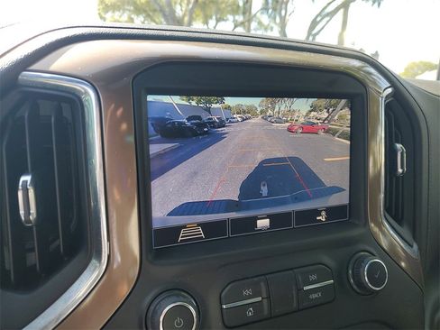 Used 2020 Chevrolet Silverado 2500 High Country image 26