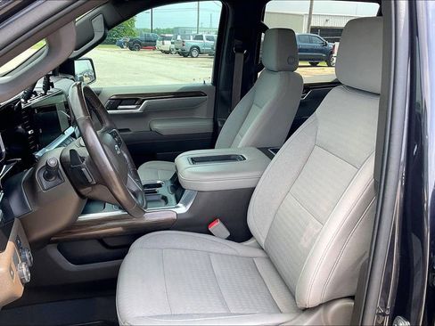 Used 2022 Chevrolet Silverado 1500 RST RWD image 18