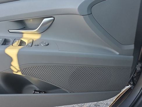 New 2026 Hyundai Elantra Blue image 35