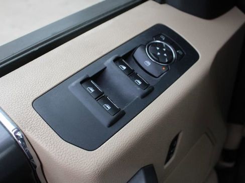 Used 2015 Ford F150 XLT w/ Equipment Group 302A Luxury image 6