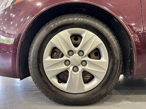 Used 2017 Kia Forte LX FWD image 36