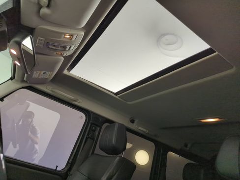 Used 2013 Mercedes-Benz G 550 image 26